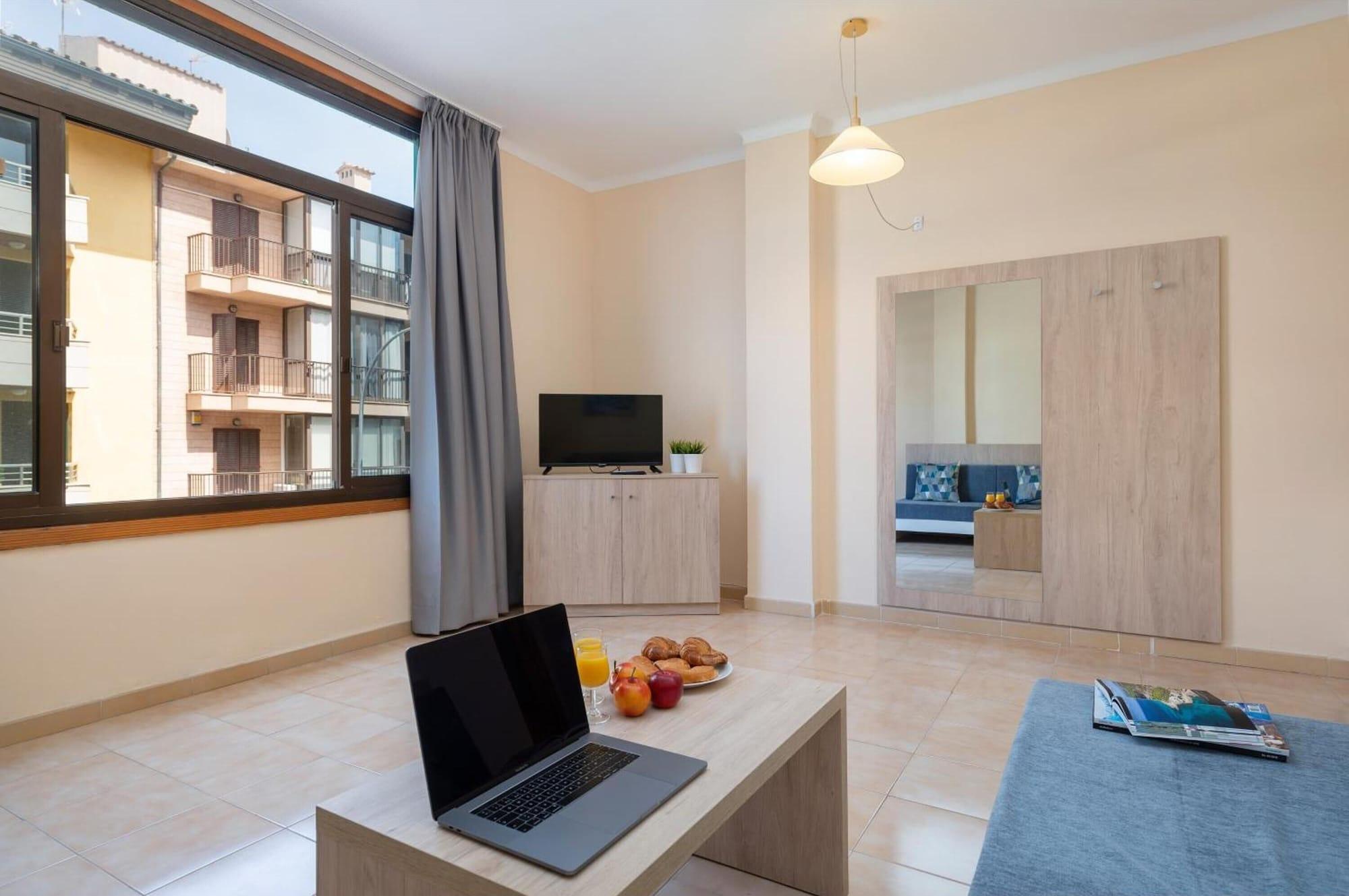 Apartamentos Carlos V Alcudia  Exterior photo